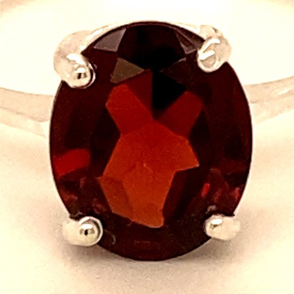 Red Garnet 2.85ct Platinum Finish Silver Ring - Picture 6 of 6